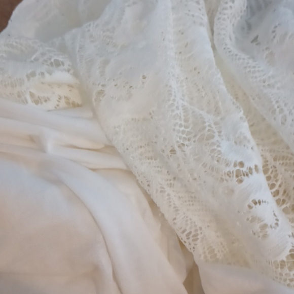 ❤️4/$20❤️  Leo & Nicole Off White Lace Blouse - Picture 6 of 6